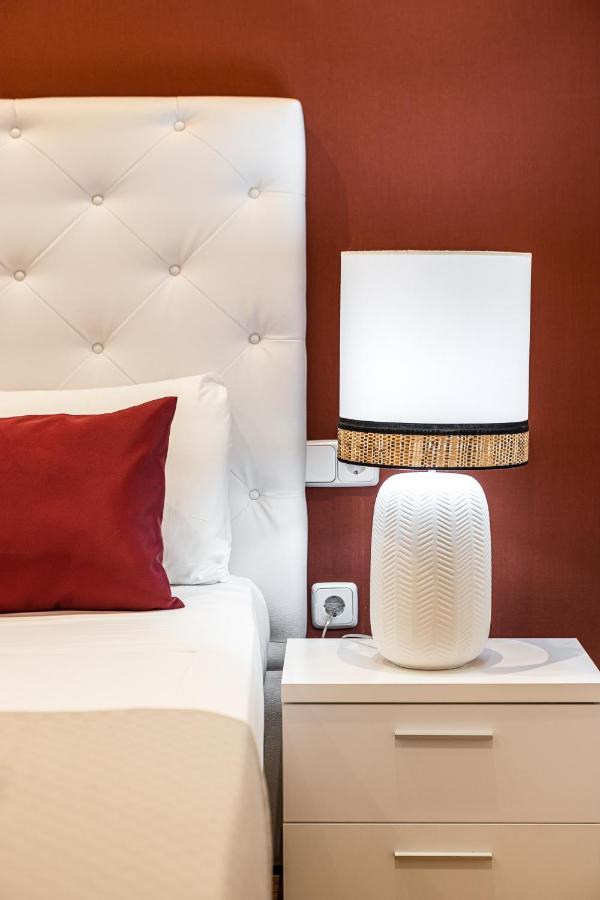 Waou Apartamentos En Sol Superior 2 Madrid Kültér fotó