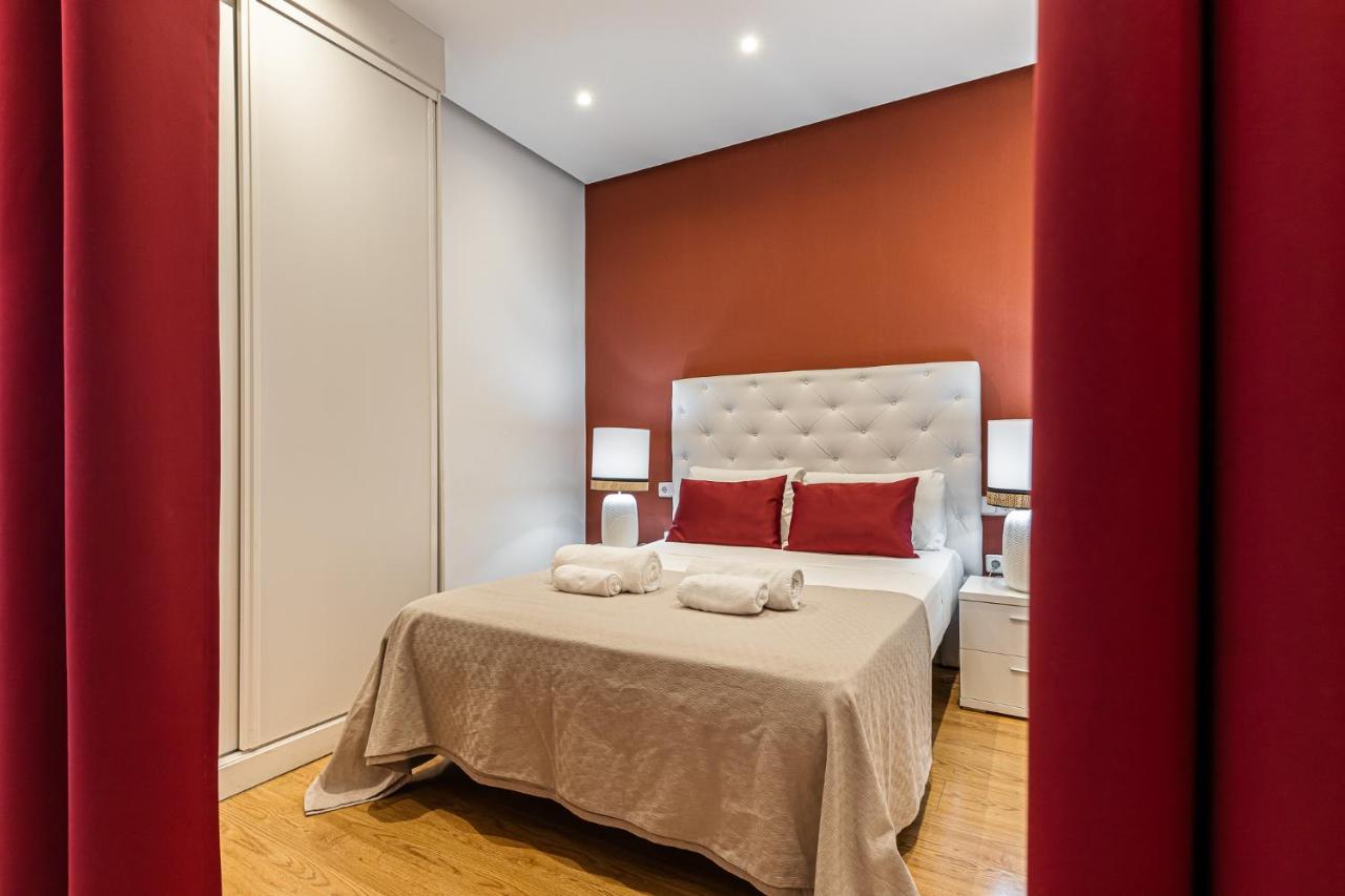 Waou Apartamentos En Sol Superior 2 Madrid Kültér fotó
