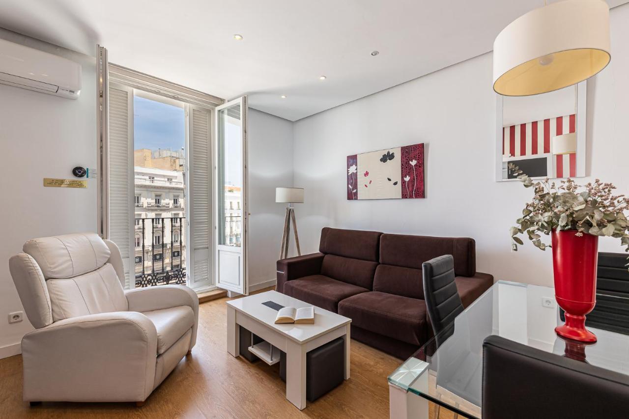 Waou Apartamentos En Sol Superior 2 Madrid Kültér fotó