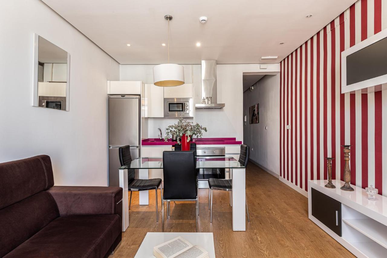 Waou Apartamentos En Sol Superior 2 Madrid Kültér fotó